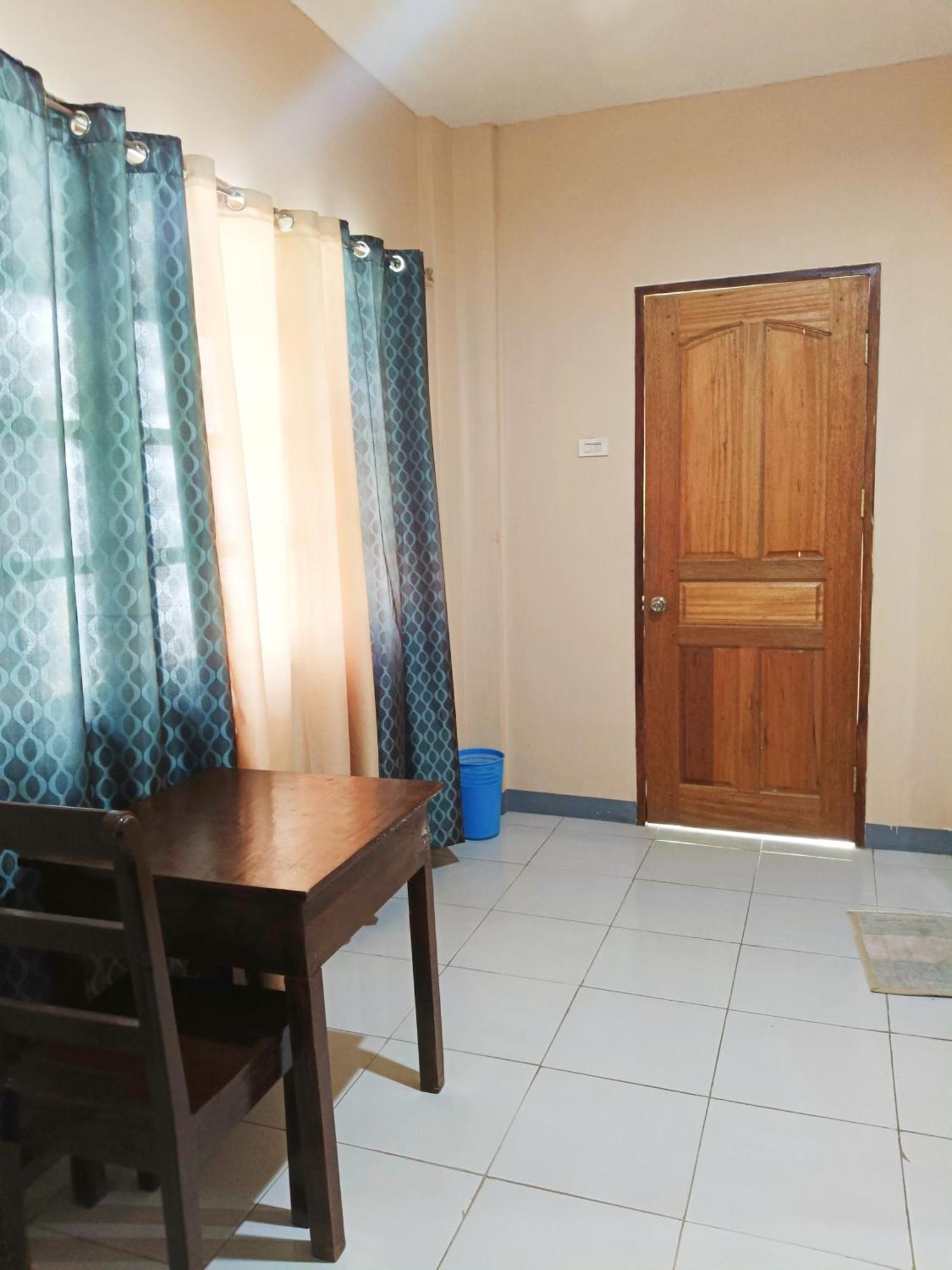 James Homestay Сикиджор Стая снимка
